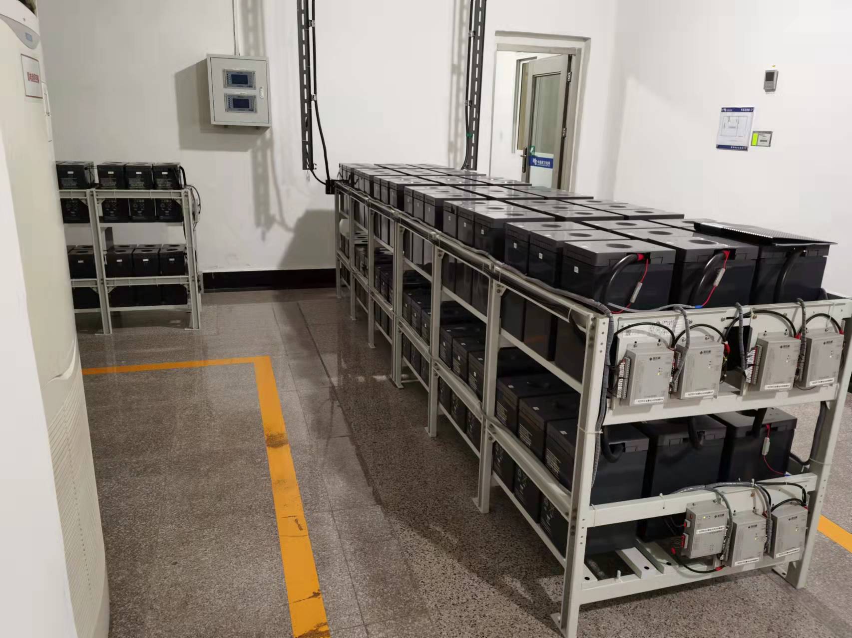 升博体育首页ups电源如何根据主机功率和待机时间计算电池容量？
